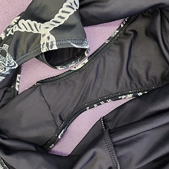 Chelsea Peers one piece swim bathing suit - Picture 6 of 6